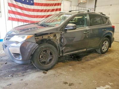 2T3BFREV7FW****** 2015 Toyota RAV4