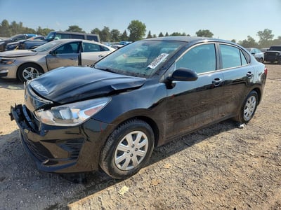 3KPA24AD3ME****** 2021 Kia Rio