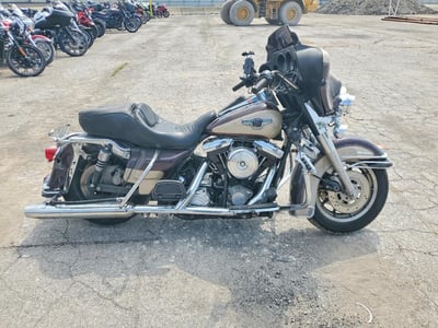 1HD1FCR45WY****** 1998 Harley-Davidson FLHTCUI