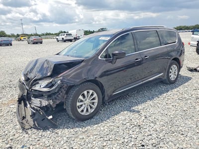 2C4RC1BGXJR****** 2018 Chrysler Pacifica
