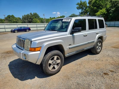 1J8HG48KX8C****** 2008 Jeep Commander