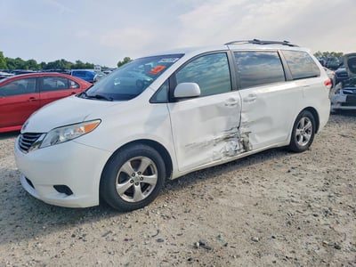5TDKK3DC6DS****** 2013 Toyota Sienna