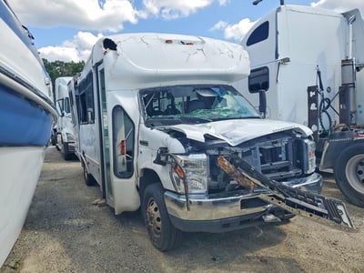 1FDEE3FS8KD****** 2019 Ford Econoline