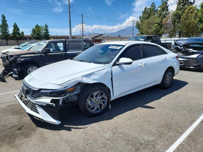 KMHLM4DJ5SU****** 2025 Hyundai Elantra Hev