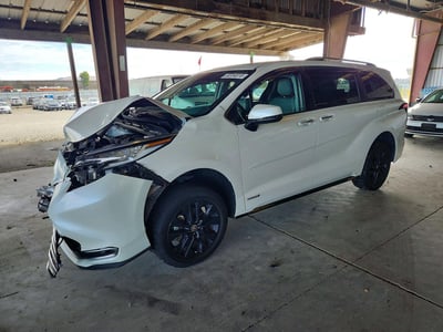 2021 Toyota Sienna