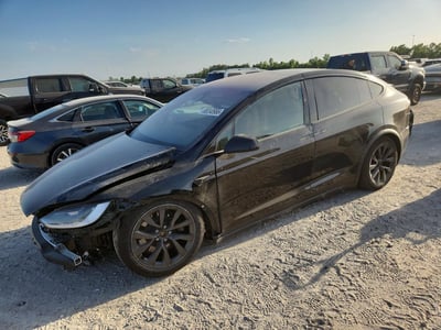 7SAXCDE53RF****** 2024 Tesla Model X