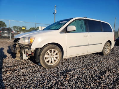 2C4RC1BG3GR****** 2016 Chrysler Town & Country