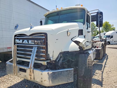 1M2AX13C9BM****** 2011 Mack GU813