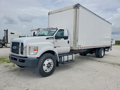 2022 Ford F-750