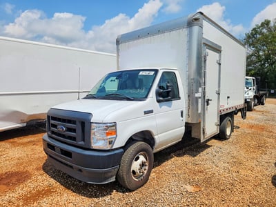 1FDWE3FN5RD****** 2024 Ford E-350