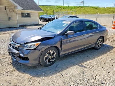 1HGCR2F3XGA****** 2016 Honda Accord