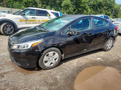 3KPFK4A71JE****** 2018 Kia Forte