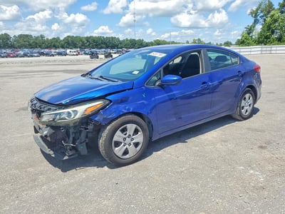3KPFK4A73HE****** 2017 Kia Forte