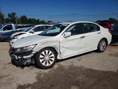 1HGCR2F71FA****** 2015 Honda Accord