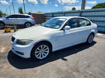 WBAPK5C50BA****** 2011 BMW 3 Series