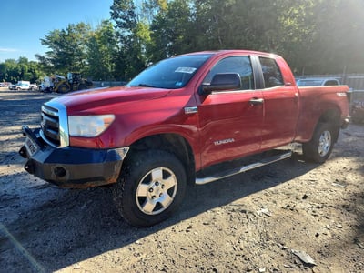 5TFUY5F15BX****** 2011 Toyota Tundra