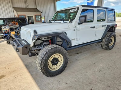 1C4HJXDG1JW****** 2018 Jeep Wrangler