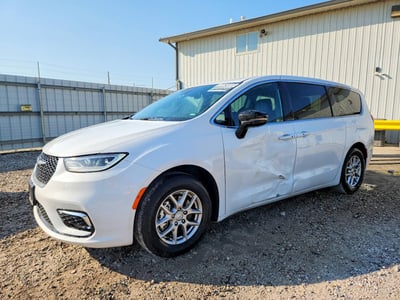 2C4RC1BG2TR****** 2026 Chrysler Pacifica