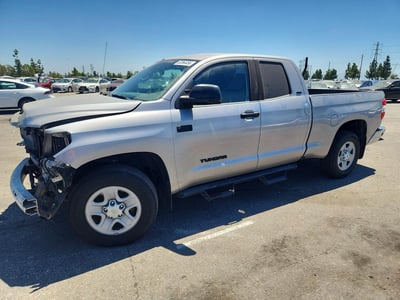 5TFRY5F17KX****** 2019 Toyota Tundra