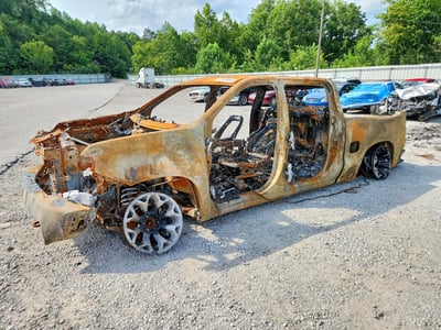 1GCPYBEH1LZ****** 2020 Chevrolet Silverado 1500