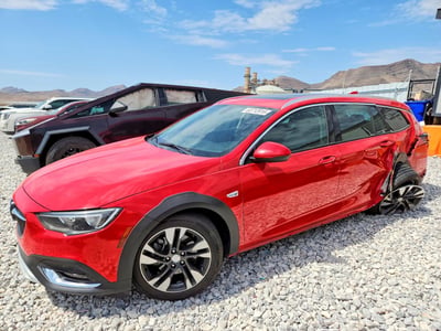W04GV8SX5J1****** 2018 Buick Regal