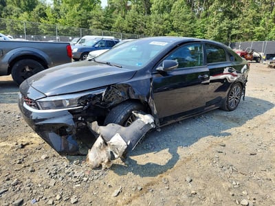 3KPF54AD3PE****** 2023 Kia Forte