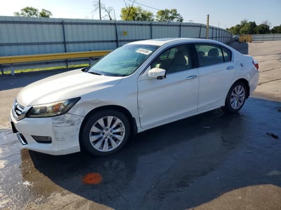 1HGCR2F88DA****** 2013 Honda Accord