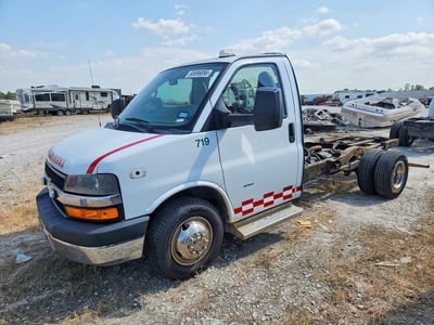 1GB3GRCG4L1****** 2020 Chevrolet Express