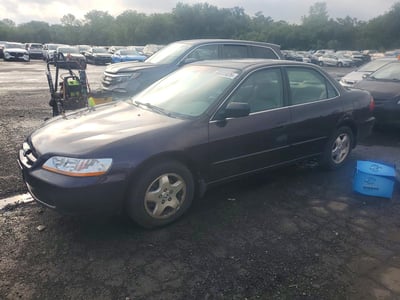 1HGCG1657WA****** 1998 Honda Accord