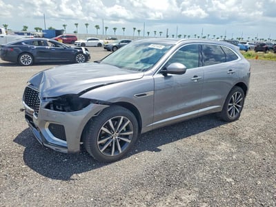 SADCT2EXXSA****** 2025 Jaguar F-PACE