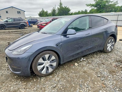 7SAYGDEE2PF****** 2023 Tesla Model Y