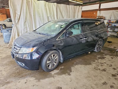 5FNRL5H96FB****** 2015 Honda Odyssey
