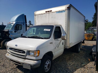 1FDXE40F4WH****** 1998 Ford E-450