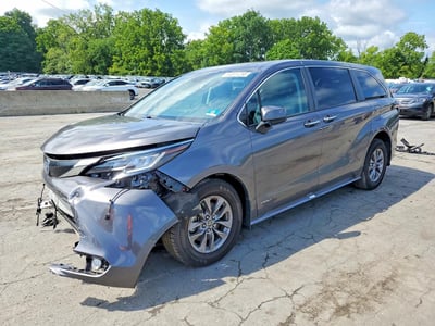 5TDYRKEC2MS****** 2021 Toyota Sienna Hybrid