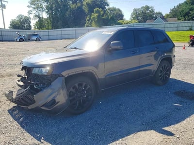 1C4RJEAG7HC****** 2017 Jeep Grand Cherokee