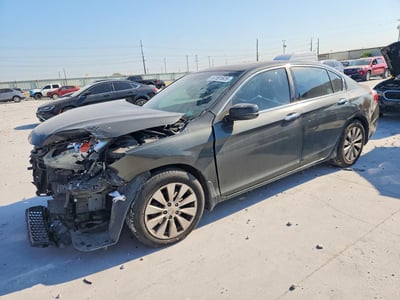 1HGCR3F82DA****** 2013 Honda Accord