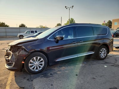 2C4RC1BG9HR****** 2017 Chrysler Pacifica