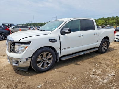 2017 Nissan Titan