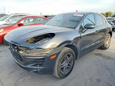 WP1AA2A50JL****** 2018 Porsche Macan