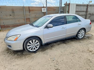 JHMCM564X6C****** 2006 Honda Accord