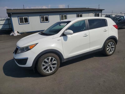 KNDPBCAC2G7****** 2016 Kia Sportage