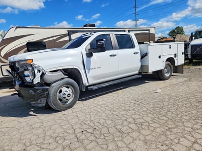 1GB4YSEYXPF****** 2023 Chevrolet Silverado