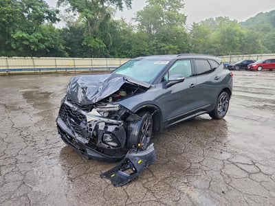 3GNKBJRS2KS****** 2019 Chevrolet Blazer