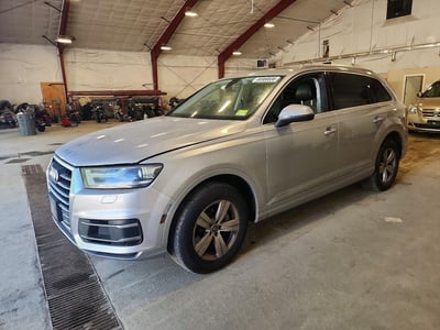 WA1LHAF72HD****** 2017 Audi Q7