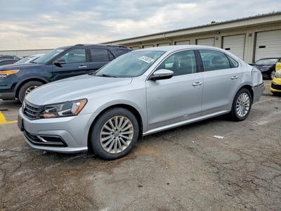 1VWBT7A3XGC****** 2016 Volkswagen Passat