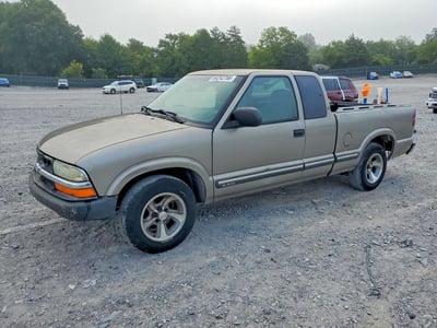 1GCCS195618****** 2001 Chevrolet S-10