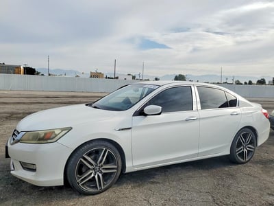 1HGCR2F59DA****** 2013 Honda Accord