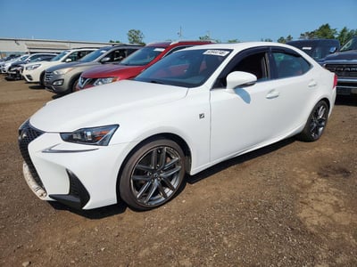 JTHC81D22J5****** 2018 Lexus IS