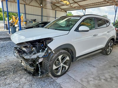 KM8J33A26JU****** 2018 Hyundai Tucson