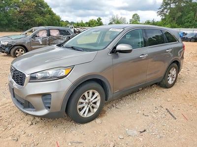 5XYPGDA58KG****** 2019 Kia Sorento